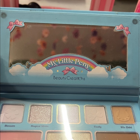 My Little Pony Lost in the Clouds Shadow and Face Palette - Picture 5 of 5